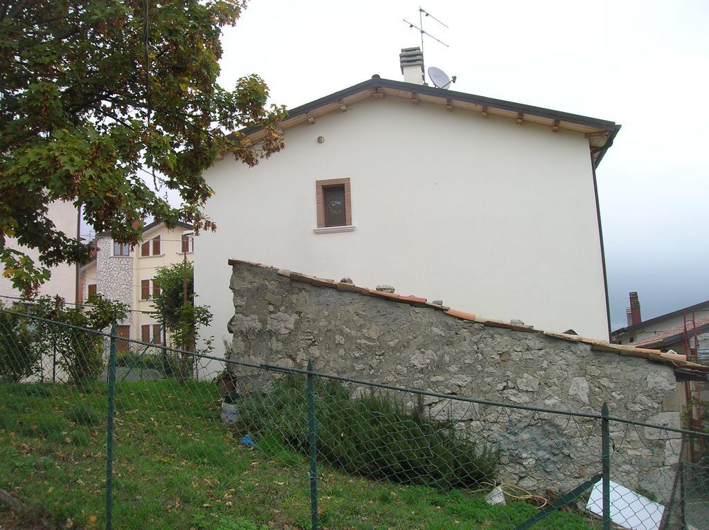 Montagna & Relax Villa Castel Di Sangro Bagian luar foto