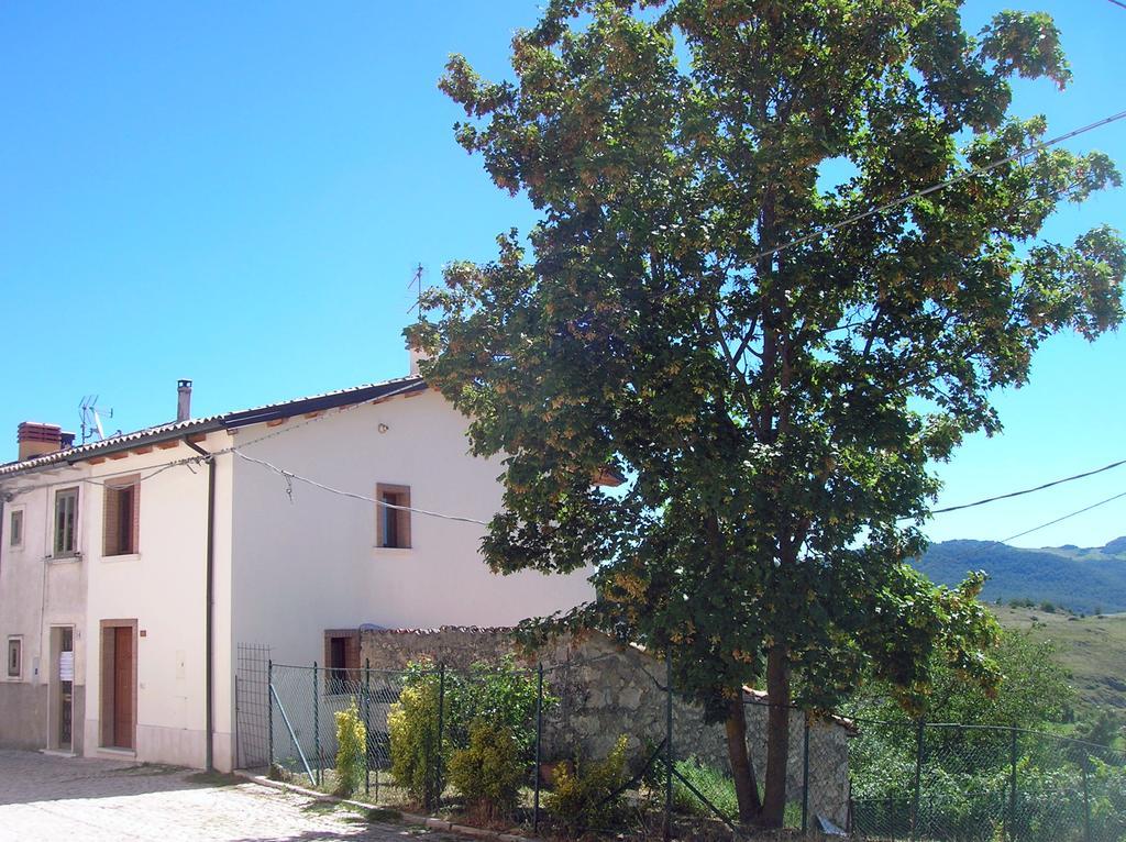 Montagna & Relax Villa Castel Di Sangro Bagian luar foto